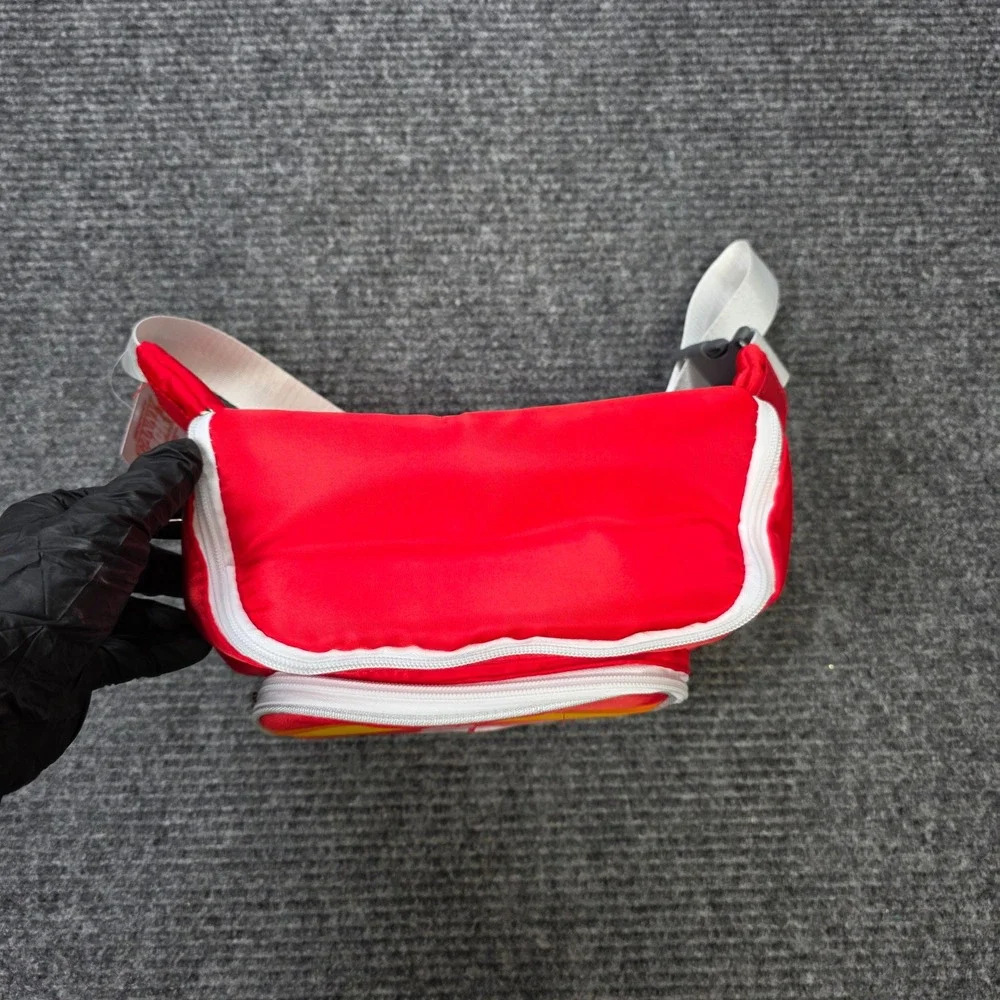 Sheetz Canny Pack Insulated Fanny Pack Waist Bag Red Retro Striped Zipper NWT